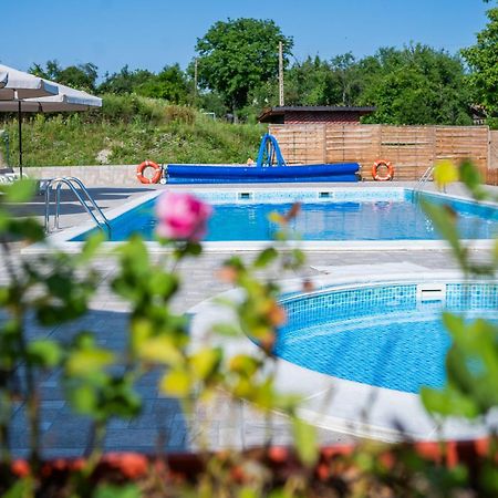 Hotel Комплекс Асеневци Tsareva Livada Exterior foto